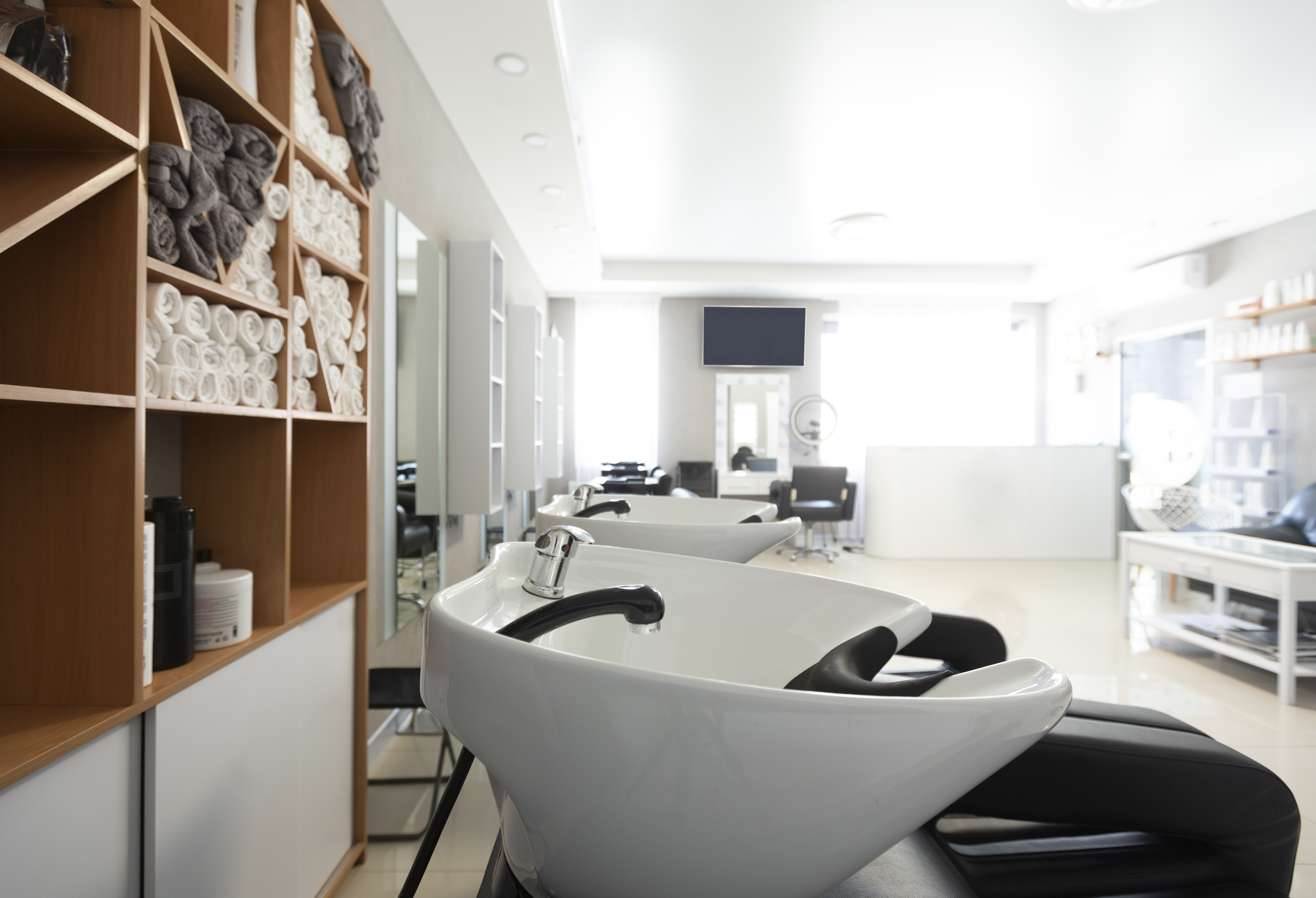 Shiny bathroom fixtures after professional detail work
